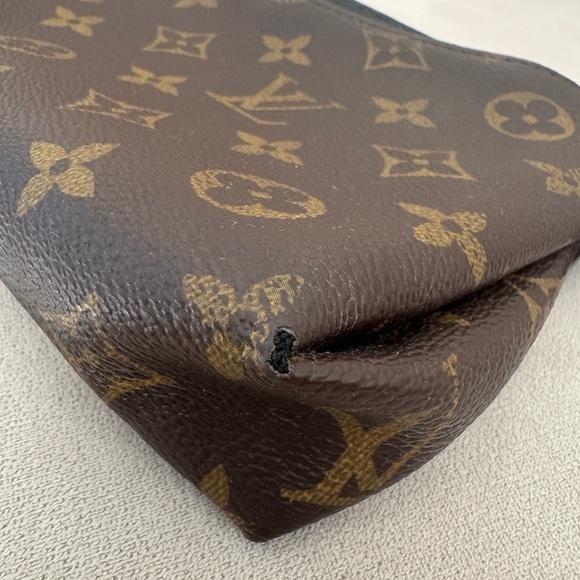 Authentic Louis Vuitton Pallas Crossbody & Clutch - Picture 14 of 15